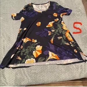 Lularoe Melissa tunic top